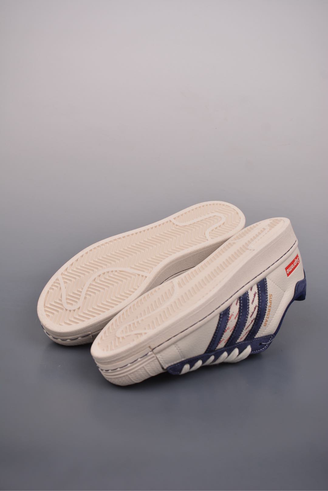 Supreme x Adidas Originals Superstar Off-White Blue  BZ2501