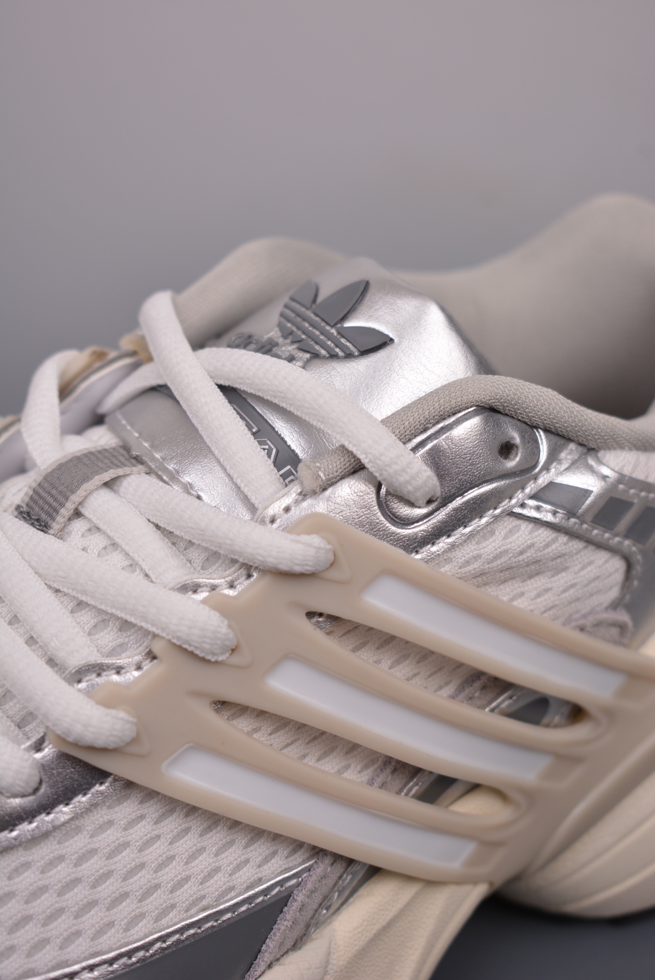 Adidas Adistar XLG Silver Gray White  IH3882