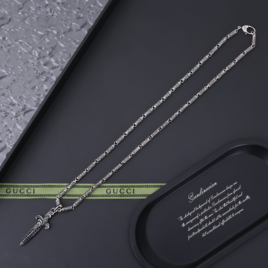 Gucci GG Sword Vintage Necklace