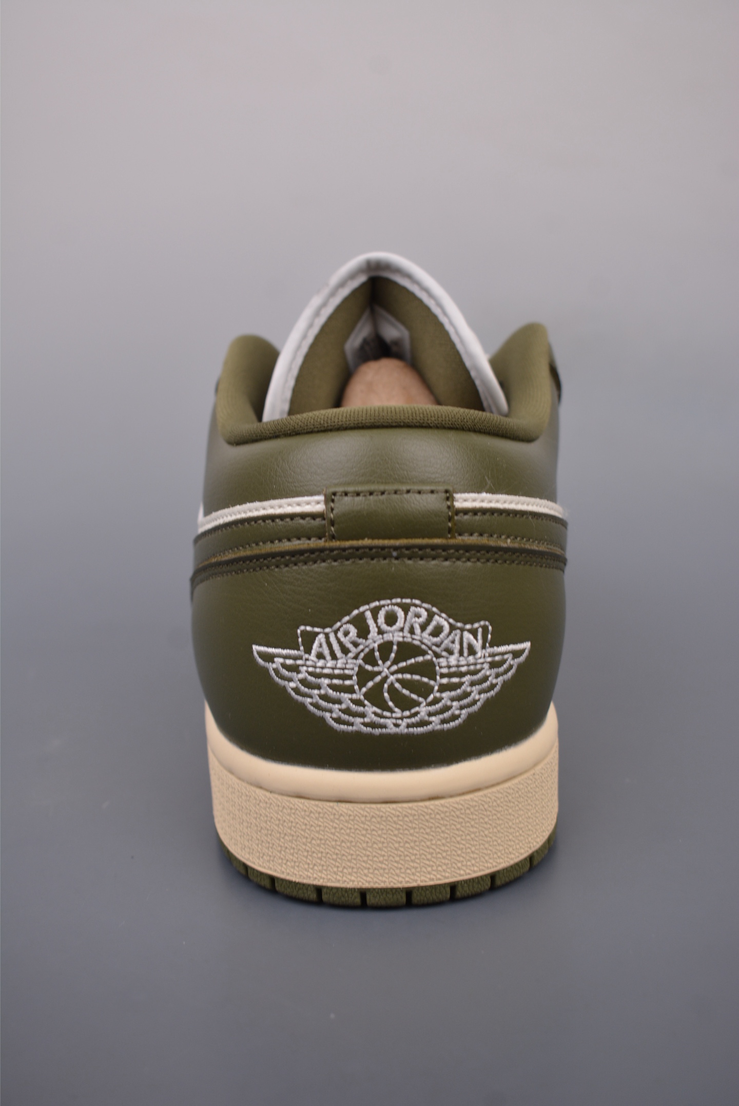 Nike Wmns Air Jordan 1 Low GS military green and white DC0774-122