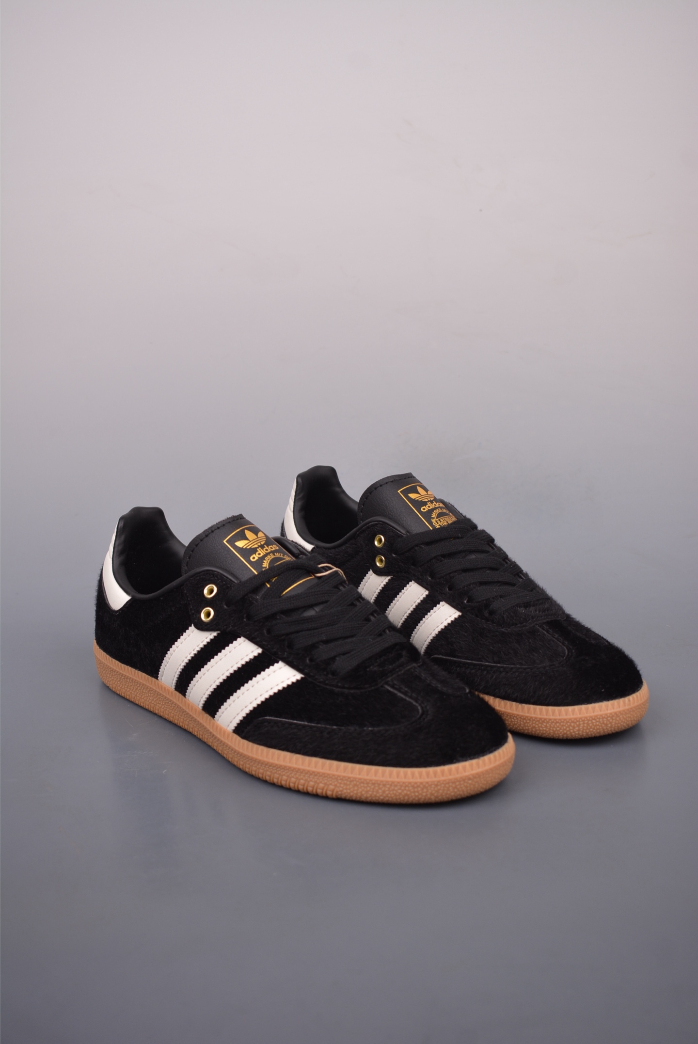 Adidas Originals Samba OG black and white rubber sole JQ3694