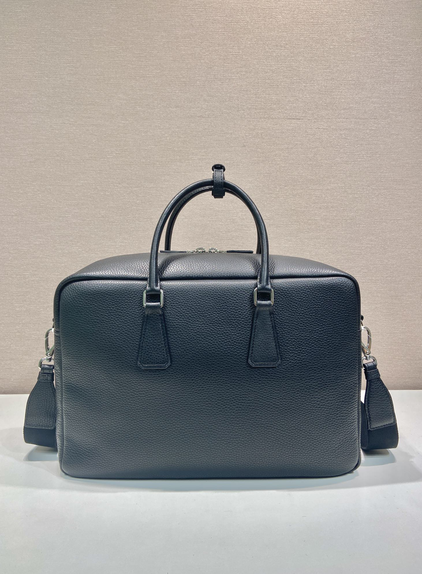 Prada New Extra Large Briefcase 2VE339