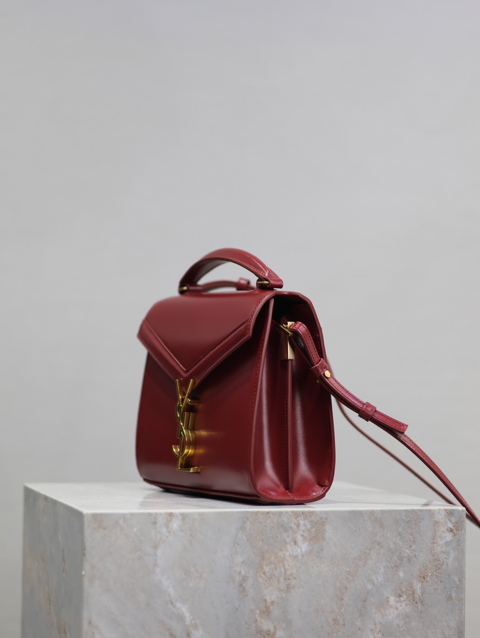 Yves Saint Laurent CASSANDRA mini handbag 602716