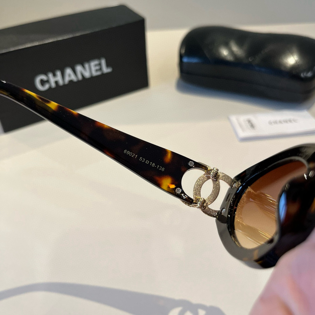 Chanel round frame sunglasses