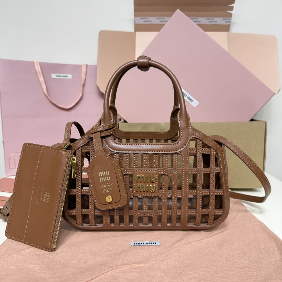 Miu Miu Naa leather bag 5BA294