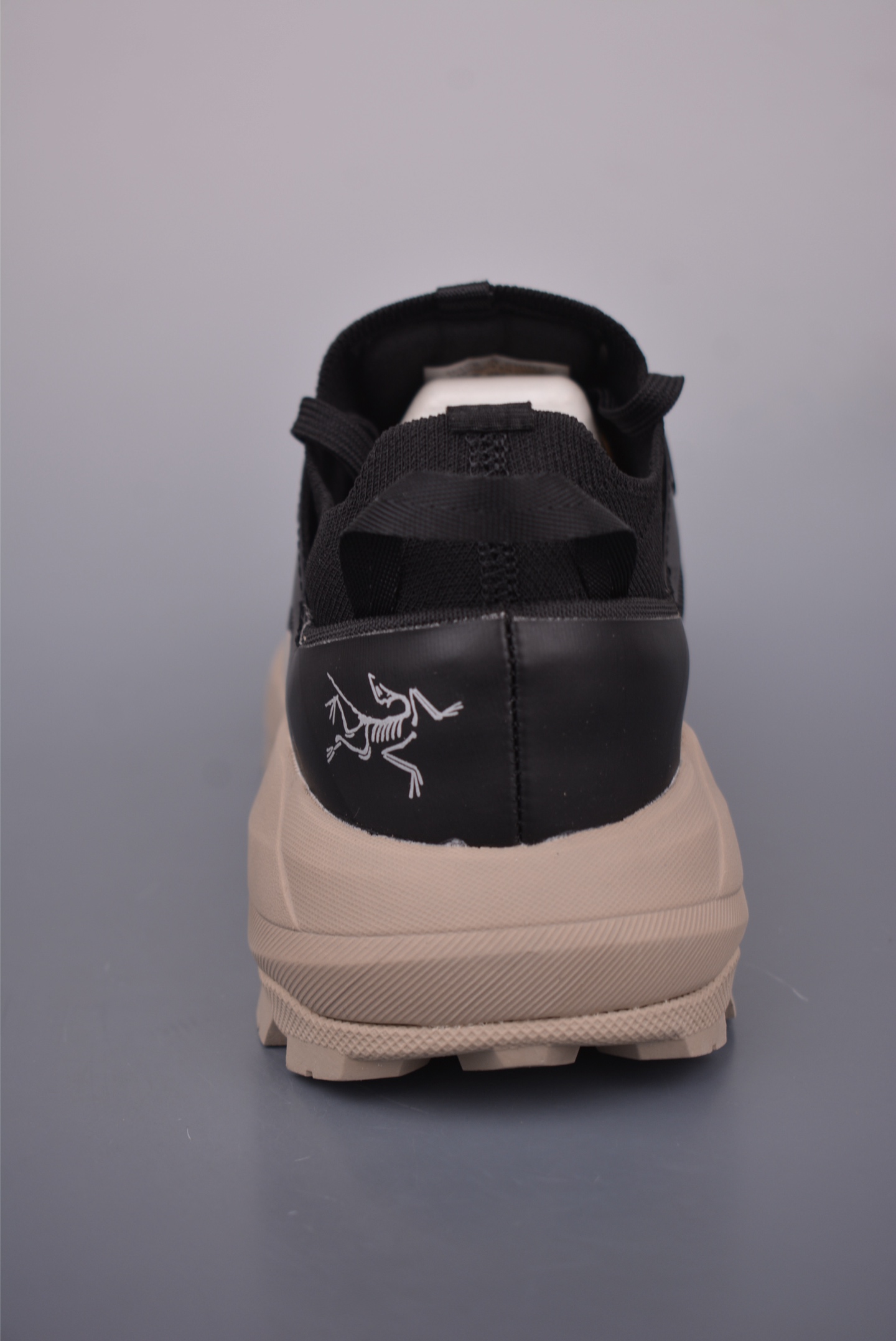 Arc'teryx VERTEX ALPINE M sneakers 
