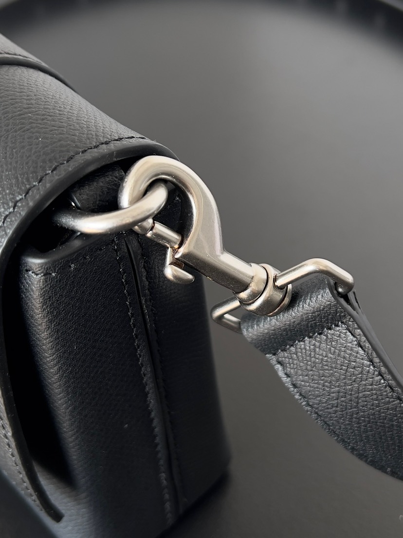 Balenciaga 23ss Down town bag