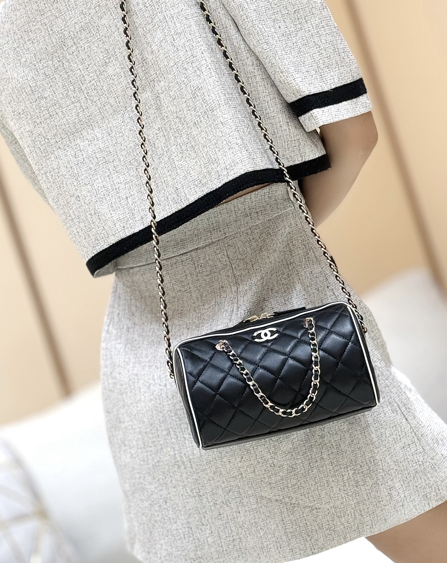 Chanel 25P Spring/Summer Preview Collection Panda Bowling Bag AP45150