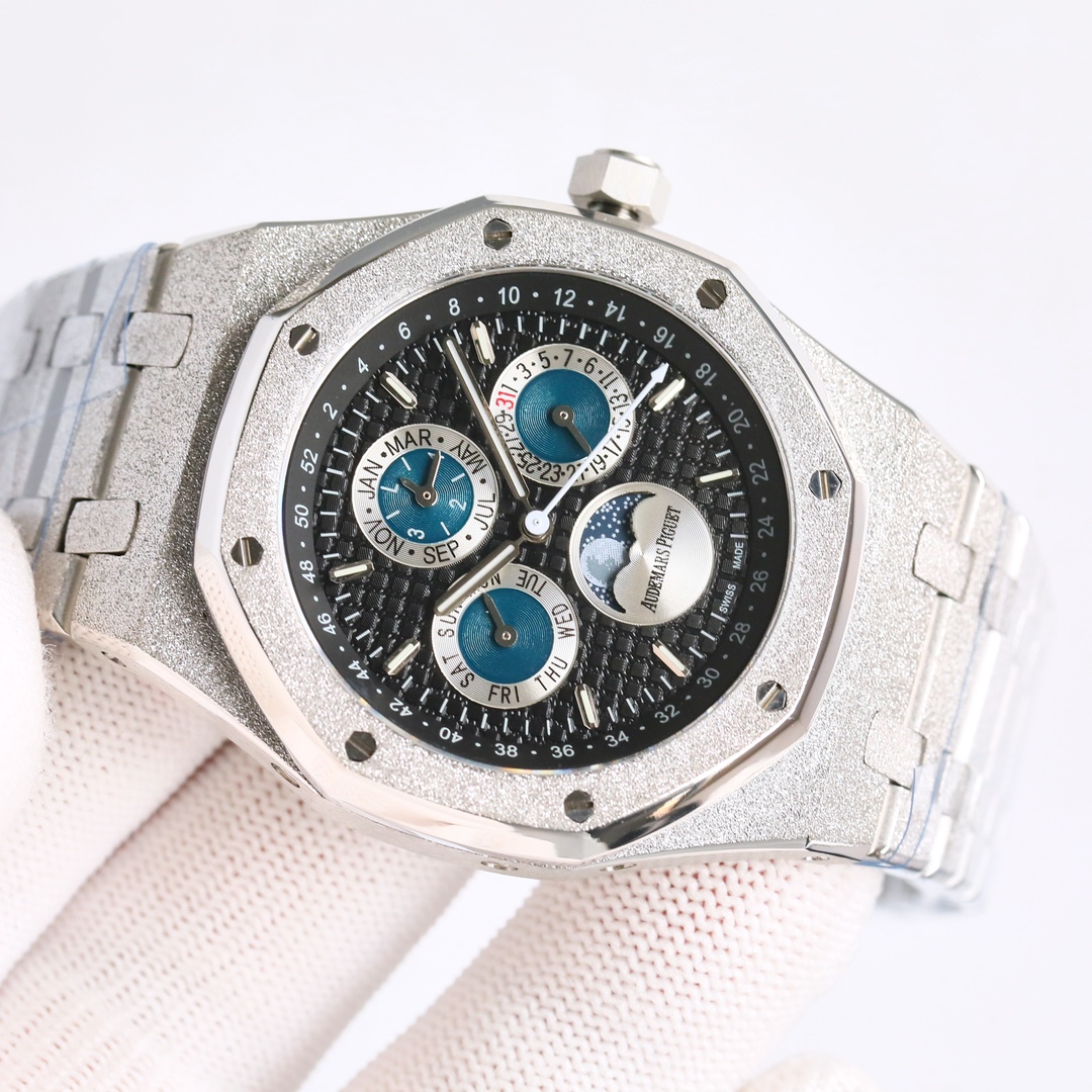 Audemars Piguet Royal Oak Series 26574 Series