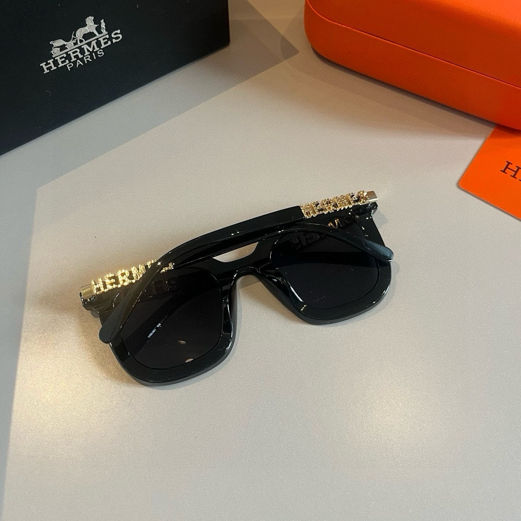 Hermes Square Frame Sunglasses
