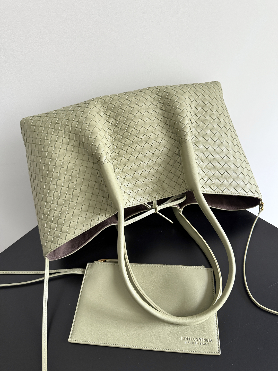 BOTTEGA VENETA 2025 PINACOTECA bag 817166