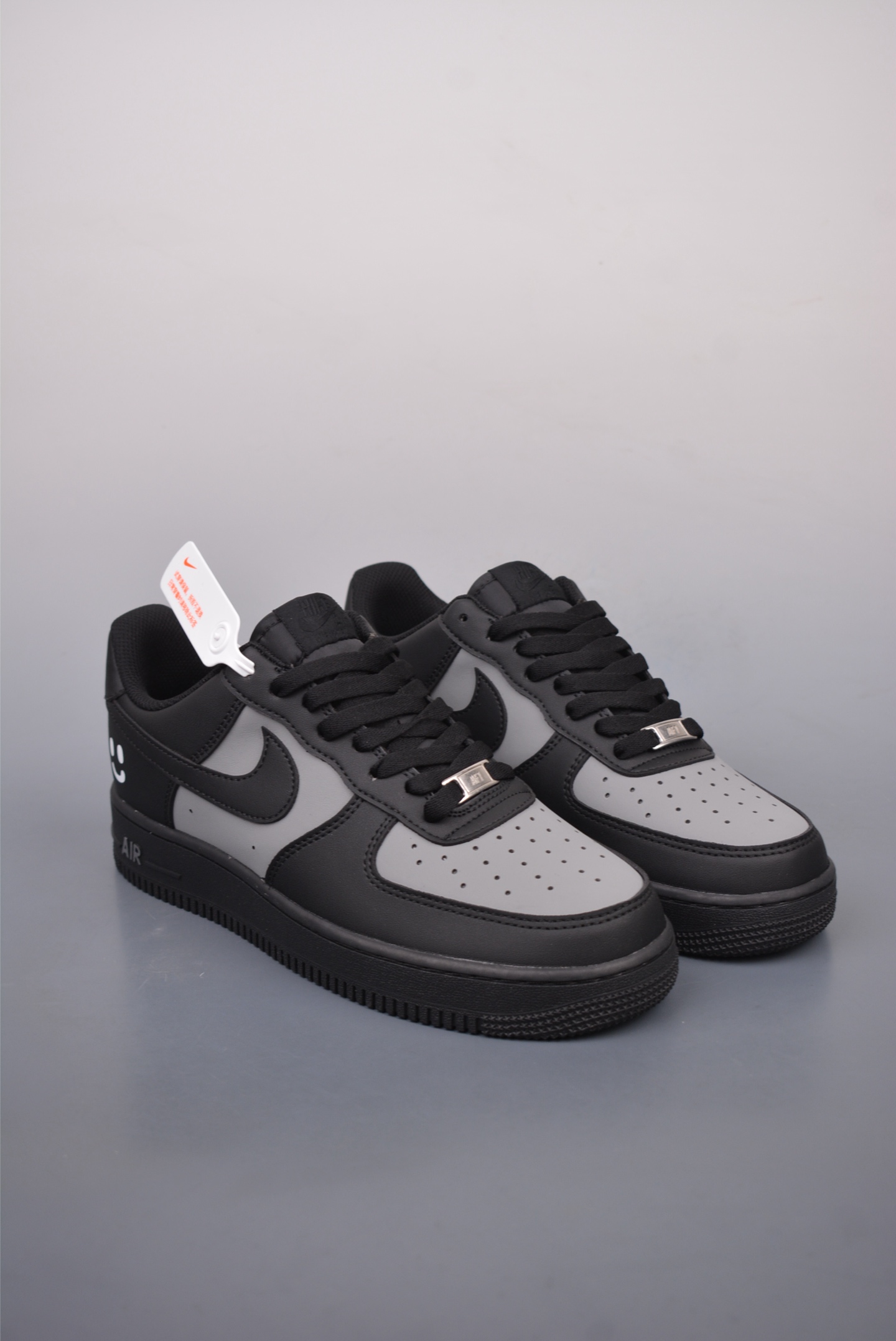 Nike Air Force 1'07 Low Leather Black Grey Smiley Face CW2288-111