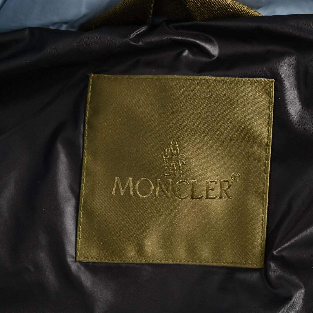Moncler 24Fw CYCLONE large logo detachable sleeve hooded down jacket