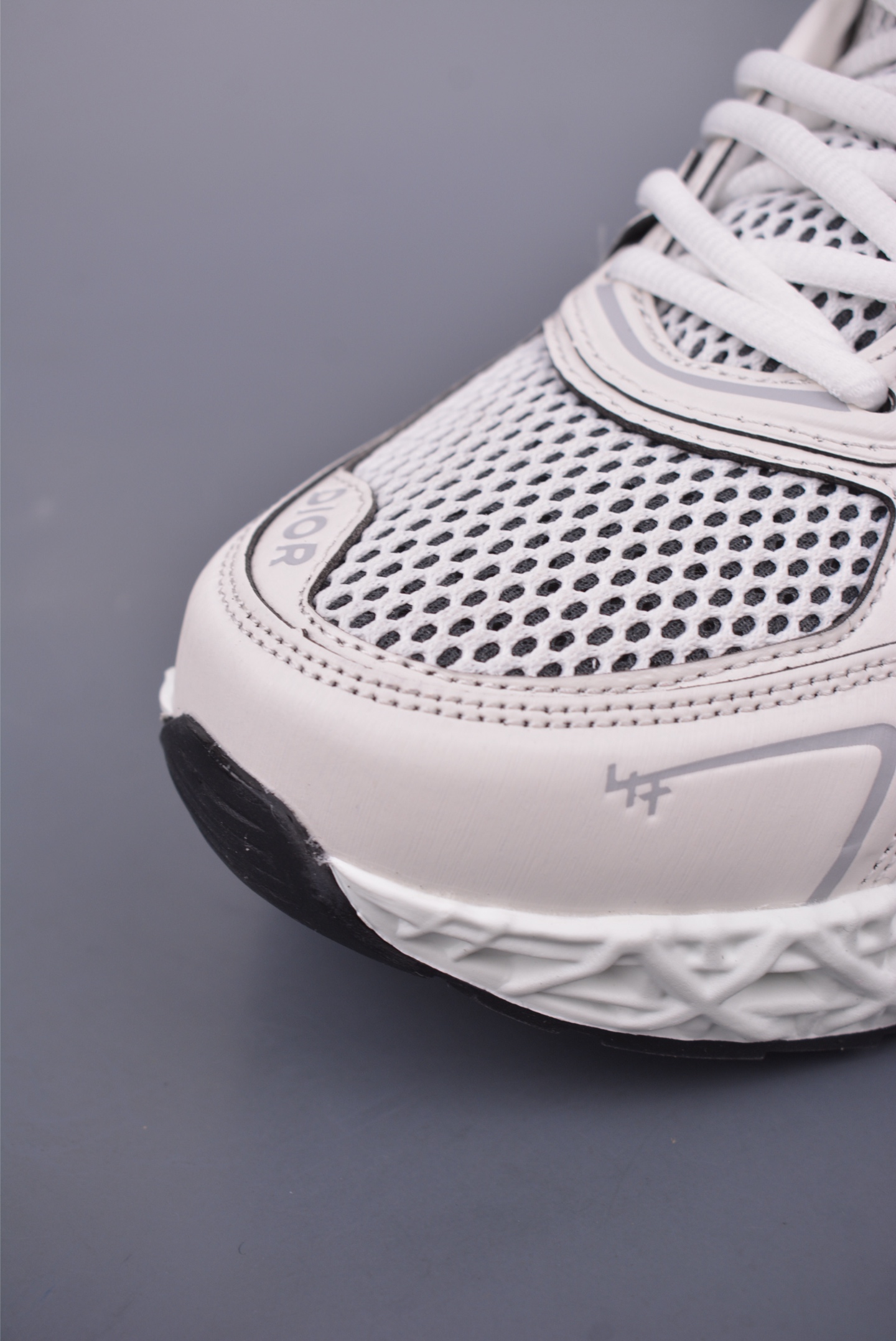 Dior B35 round toe lace-up sneakers 3SN308JZK2722