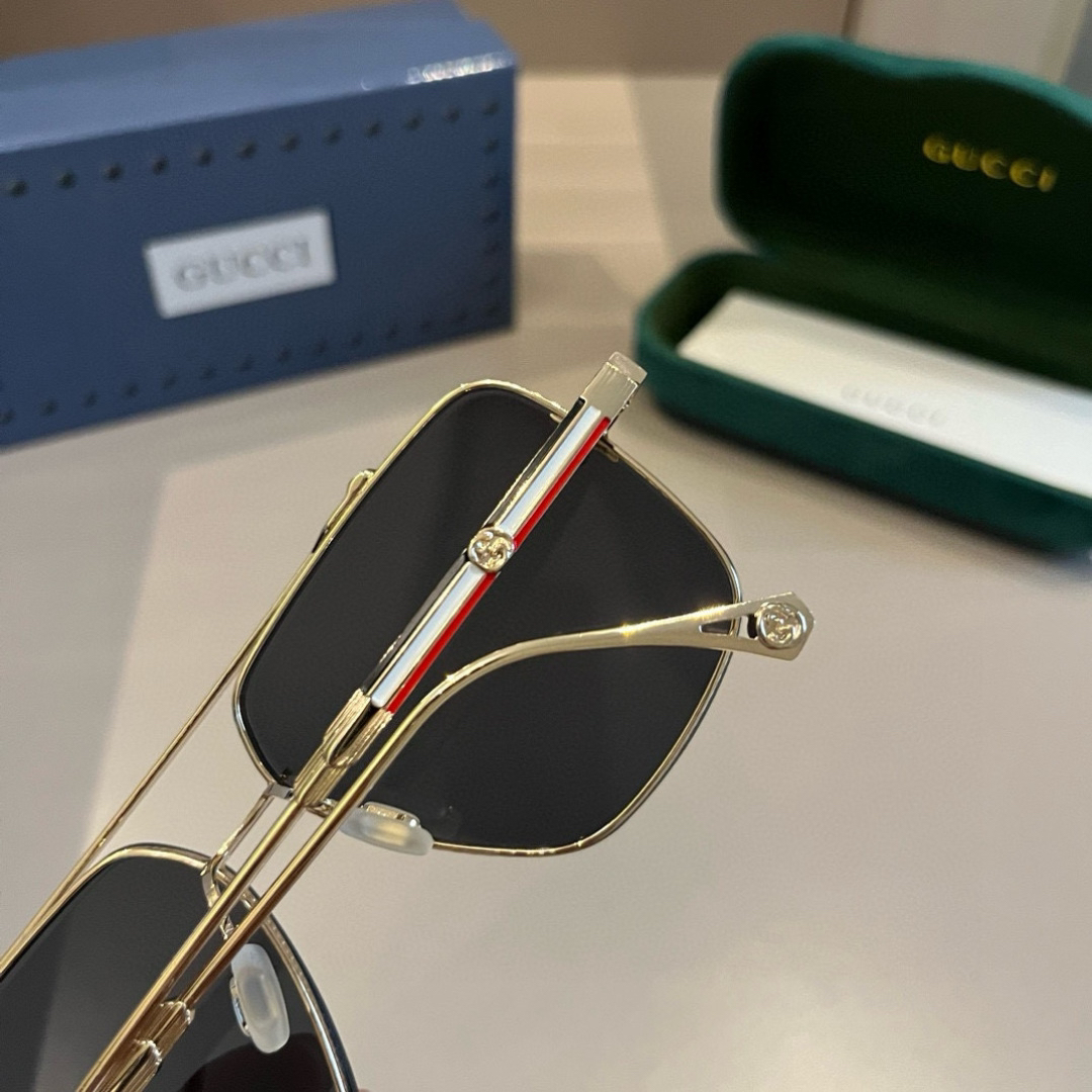 Gucci Square Frame Sunglasses