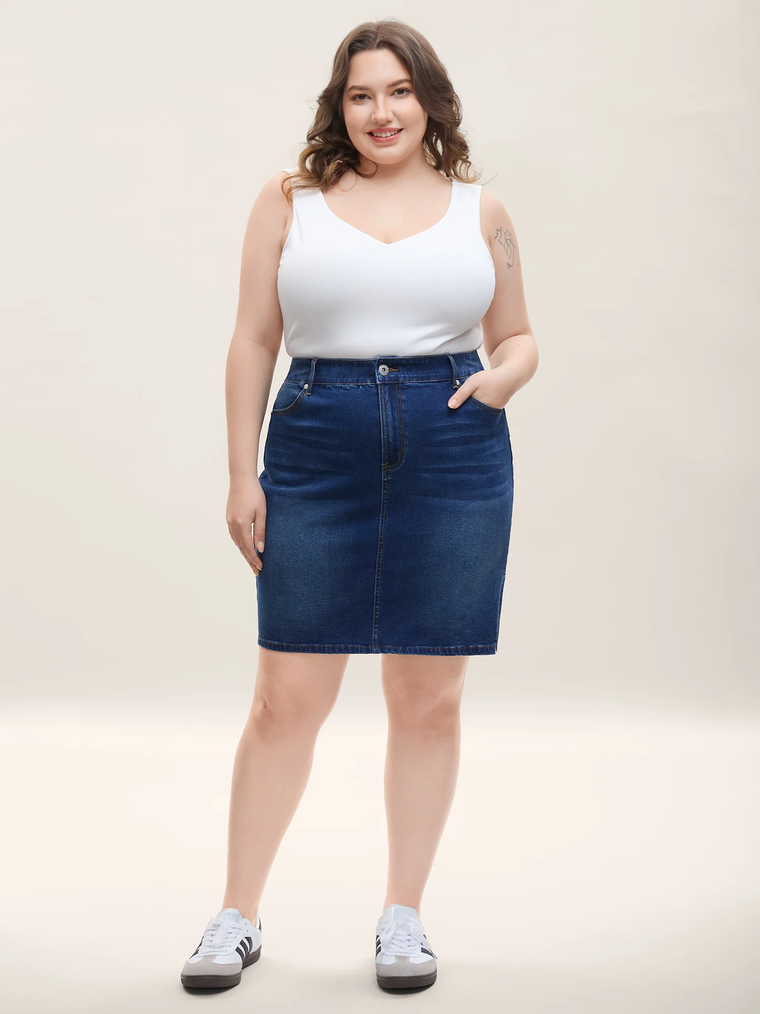 Whiskered Classic Cut Fitted Denim Skirt