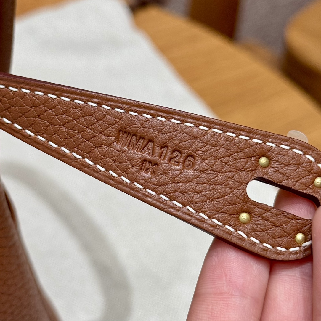 Hermès Lindy 37gold handbag (handmade to order)