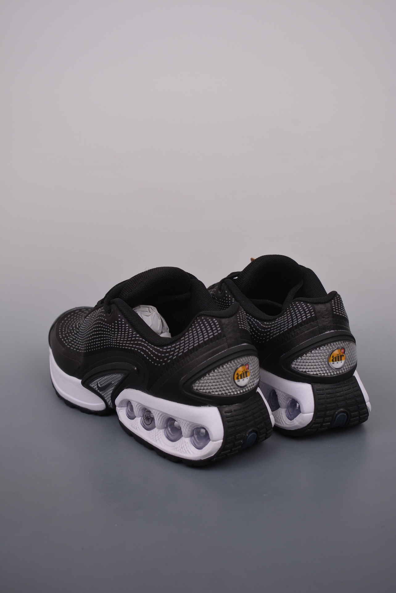 Nike Air Max DN Black White DV3337-005