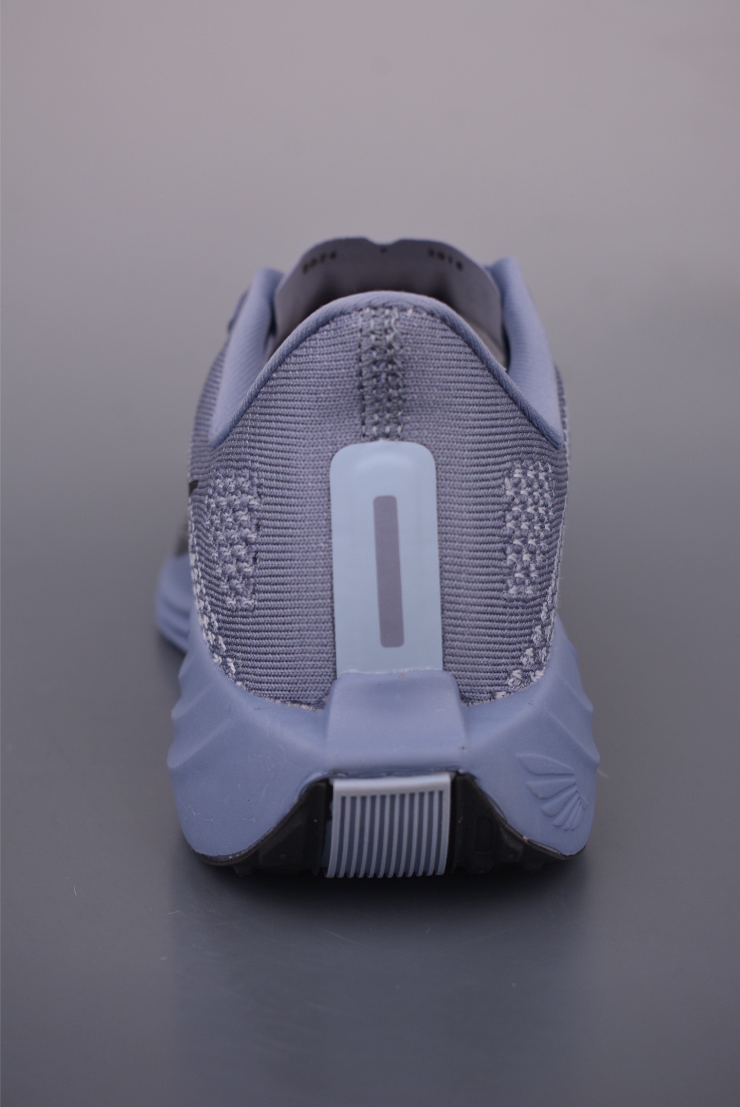 Nike Air Zoom Vomero Plus 