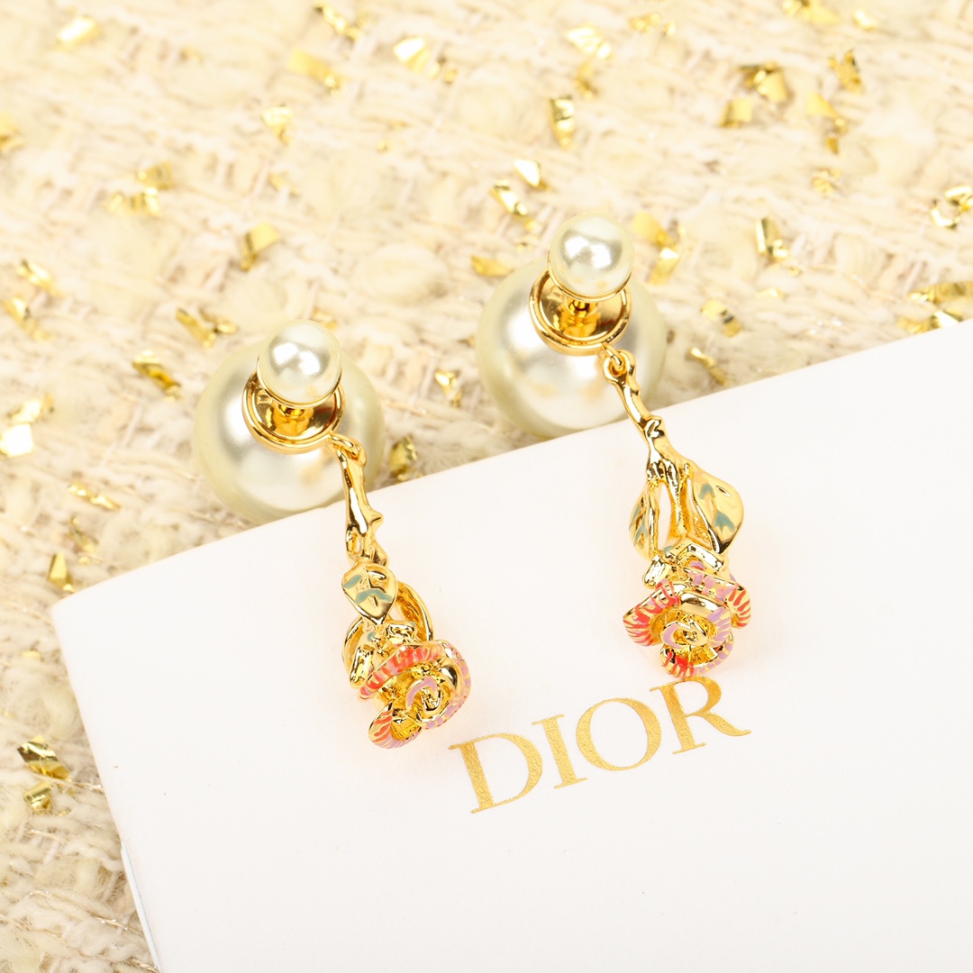 Dior Rose Earrings