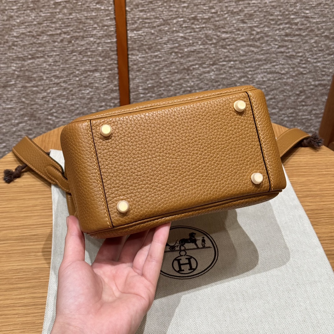 Hermès Lindy 2SSesame Handbag (Handmade to Order)