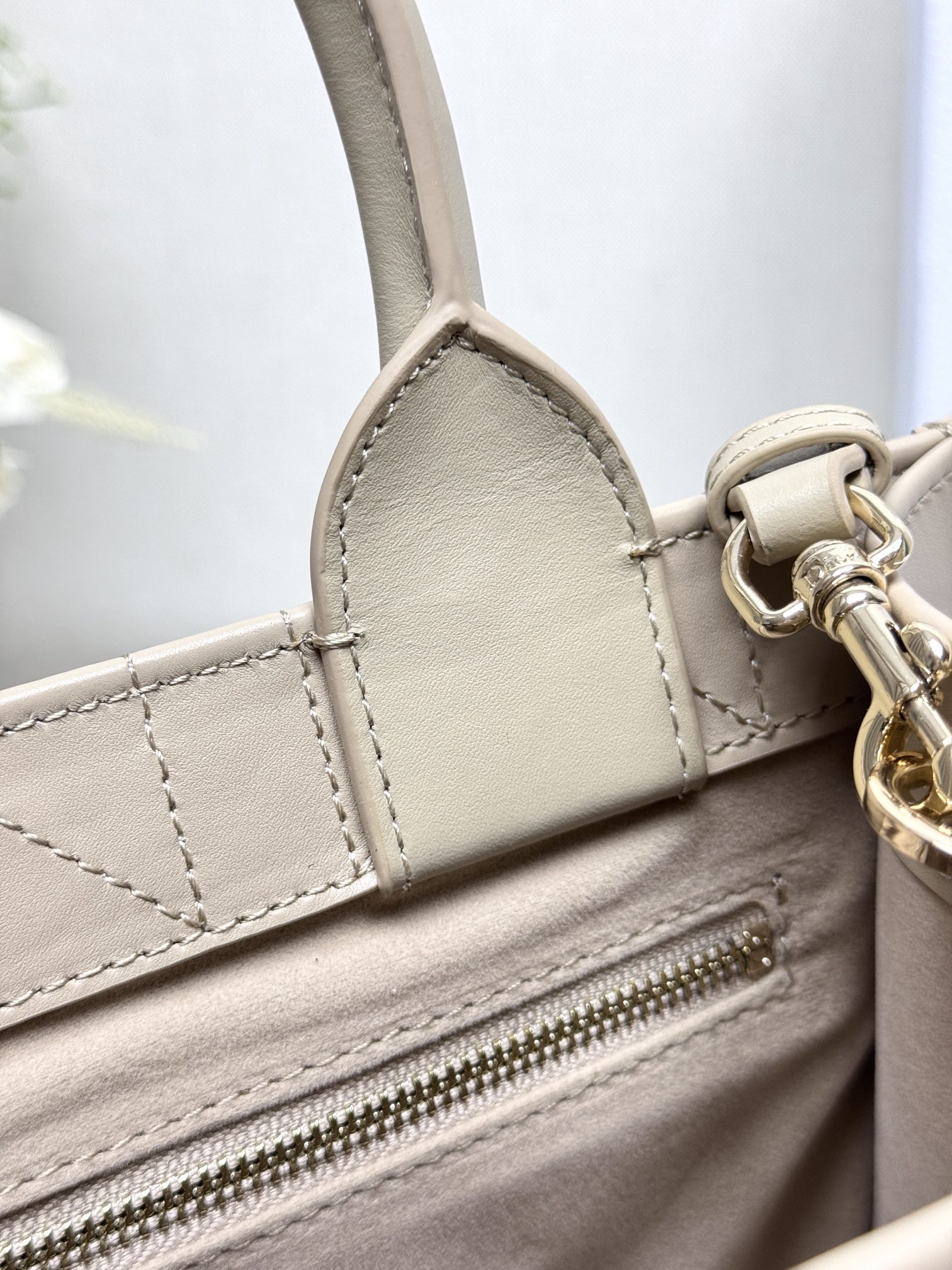 Dior BOOK TOTE handbag M1325