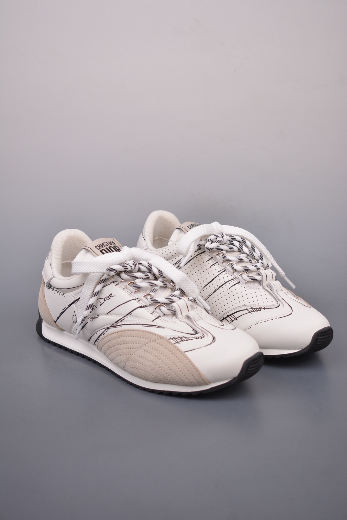 Dior D-Sketch Sneakers Dior Paris white, gray and black sketch KCK427MPA_S10W
