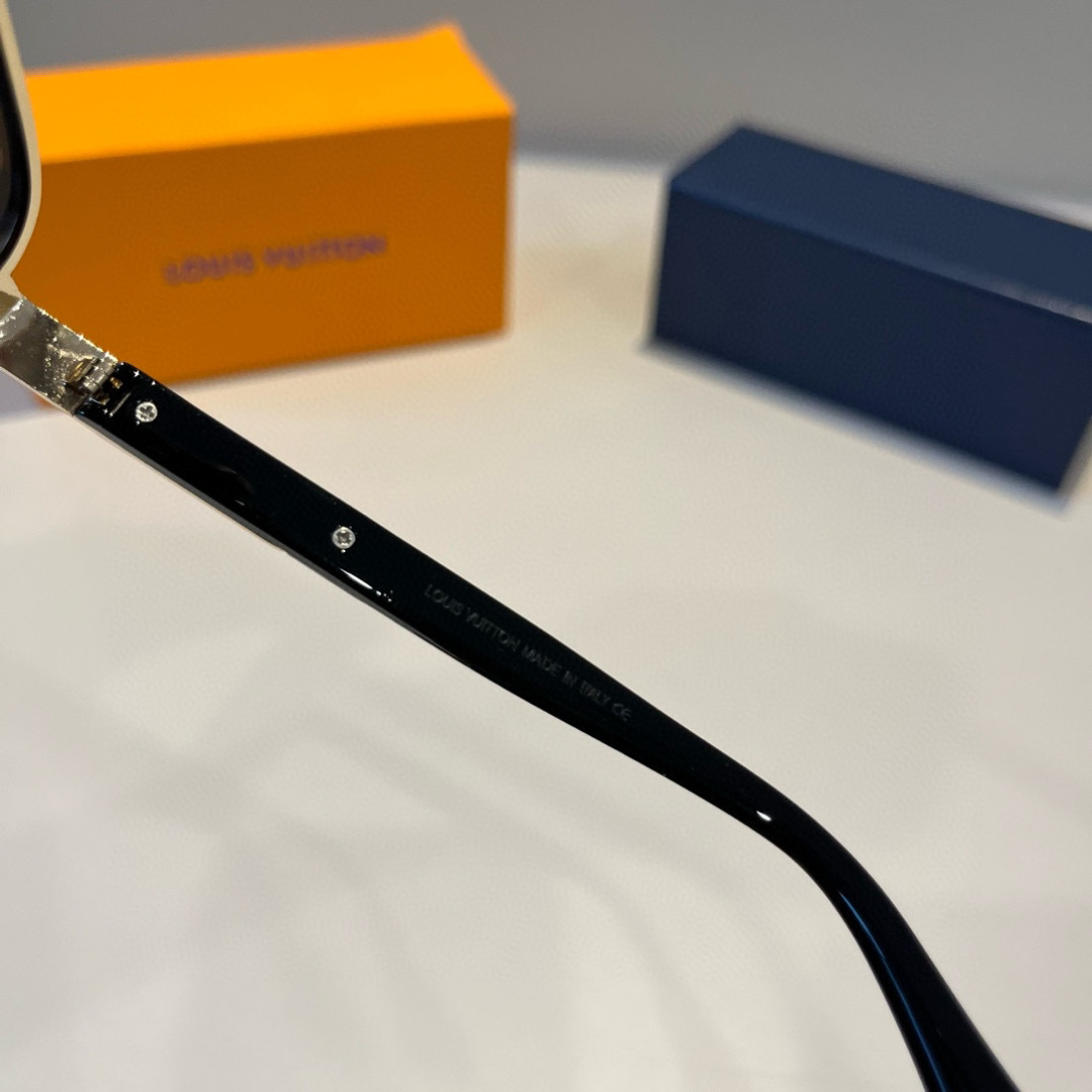 Louis Vuitton Square Frame Sunglasses