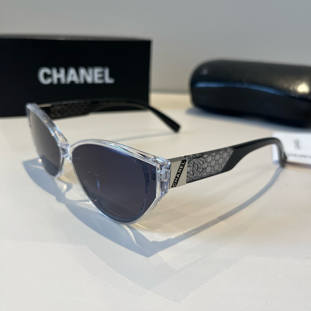 Chanel round frame sunglasses