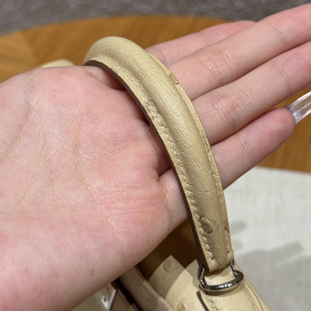 Hermès Kelly Mini 2 Y1Vanille Handbag (Handmade to Order)