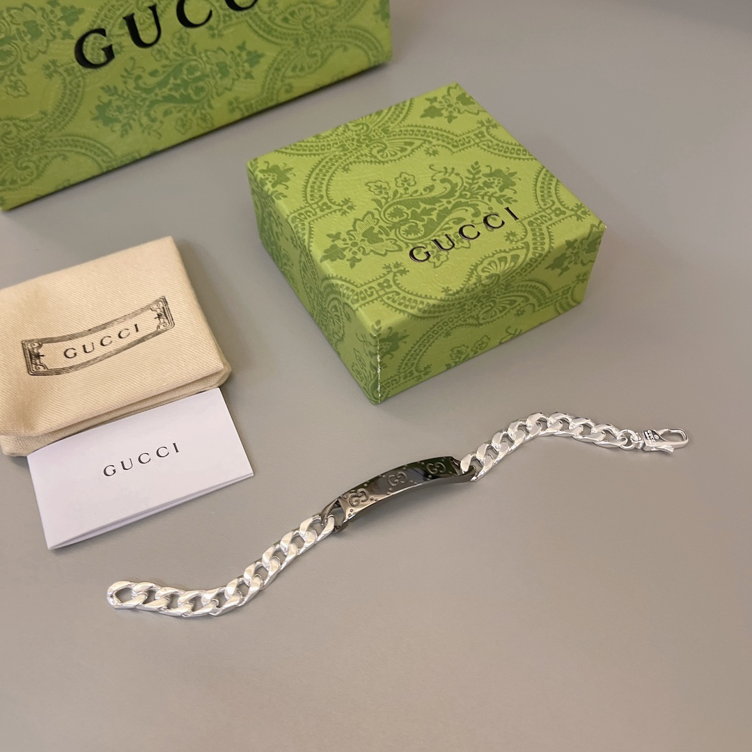 Gucci Black Hand Bracelet