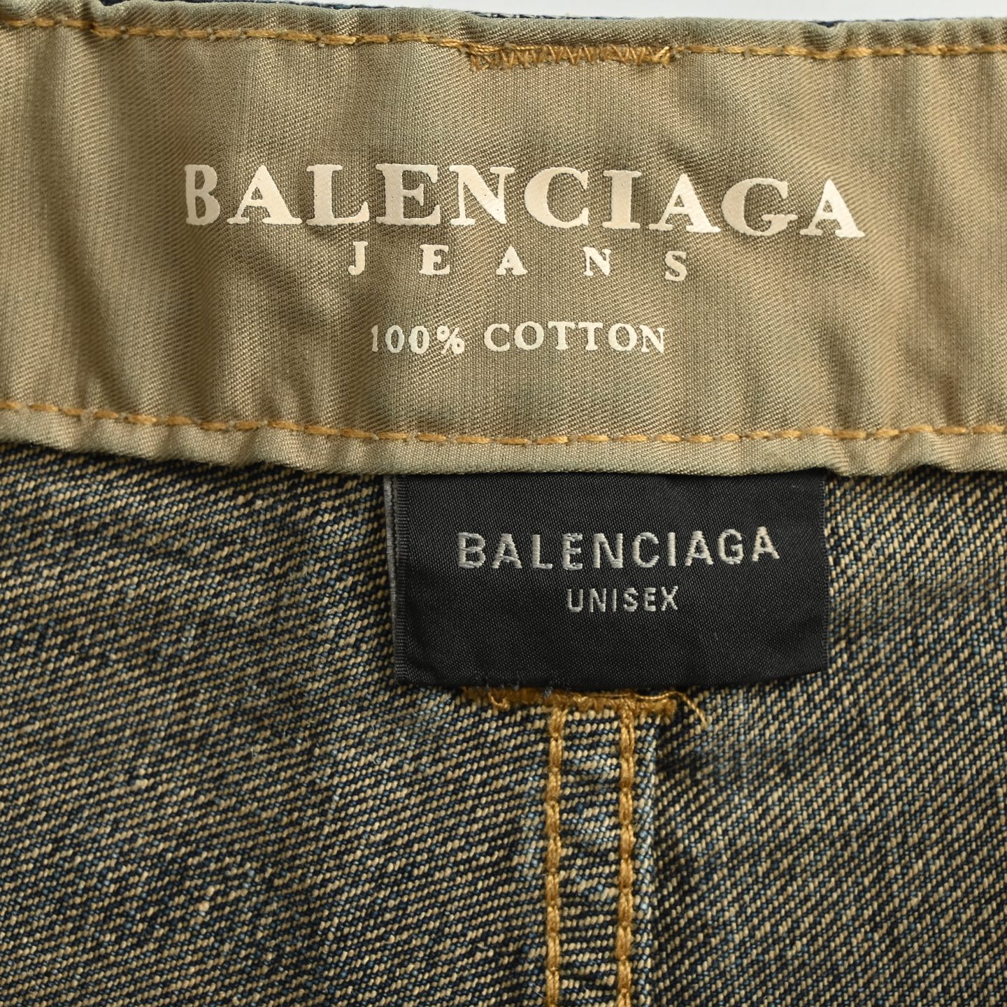 Balenciaga 25Fw side lettering embroidered jeans