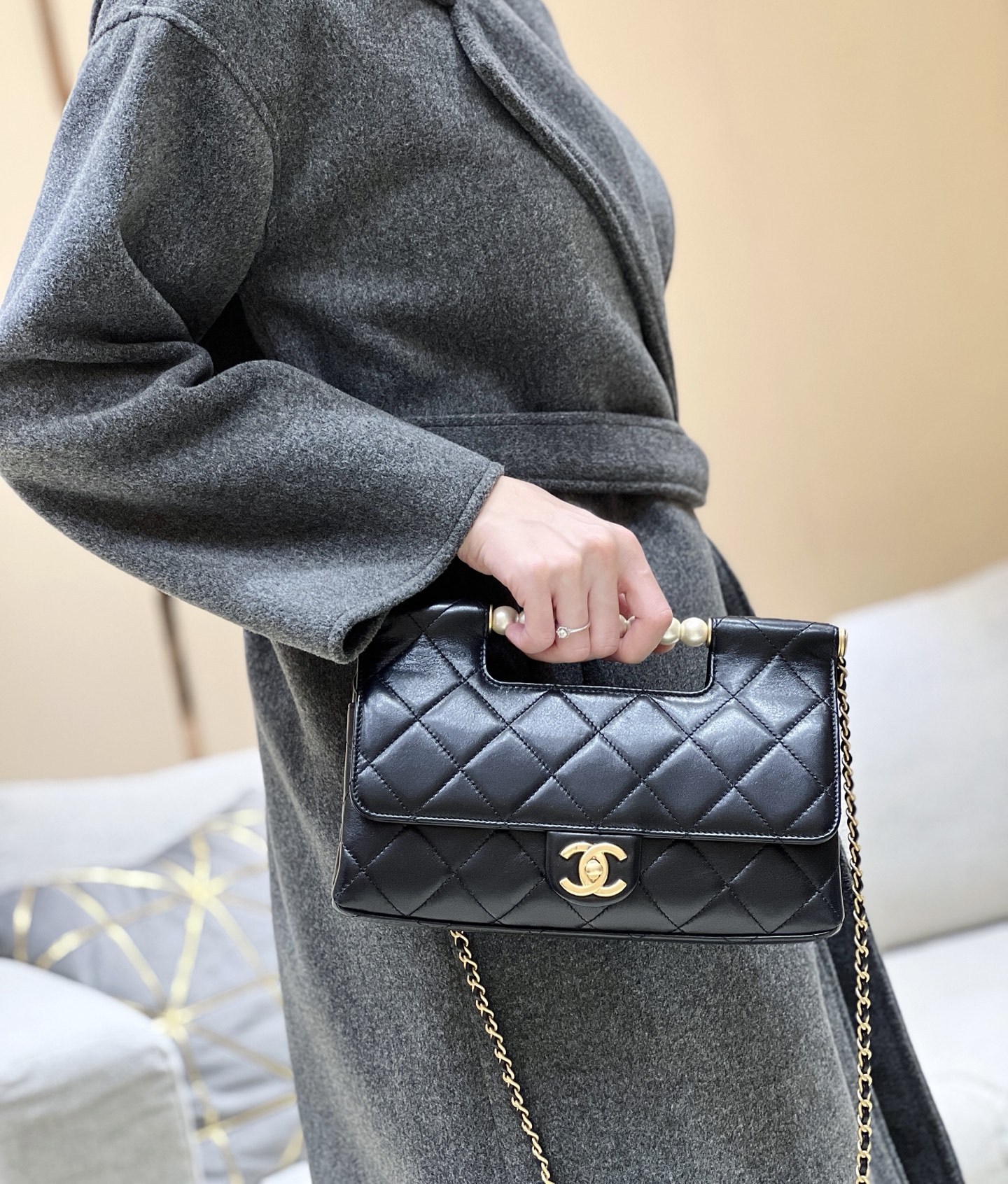 Chanel 25P Spring/Summer Preview Series Pearl Handle Bag AS5390 00138