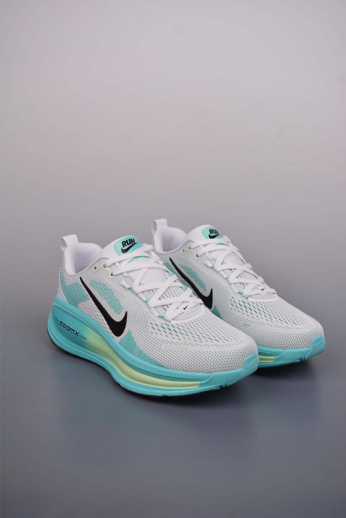 Nike Vomero 18 ZoomX White Green HM6803-103