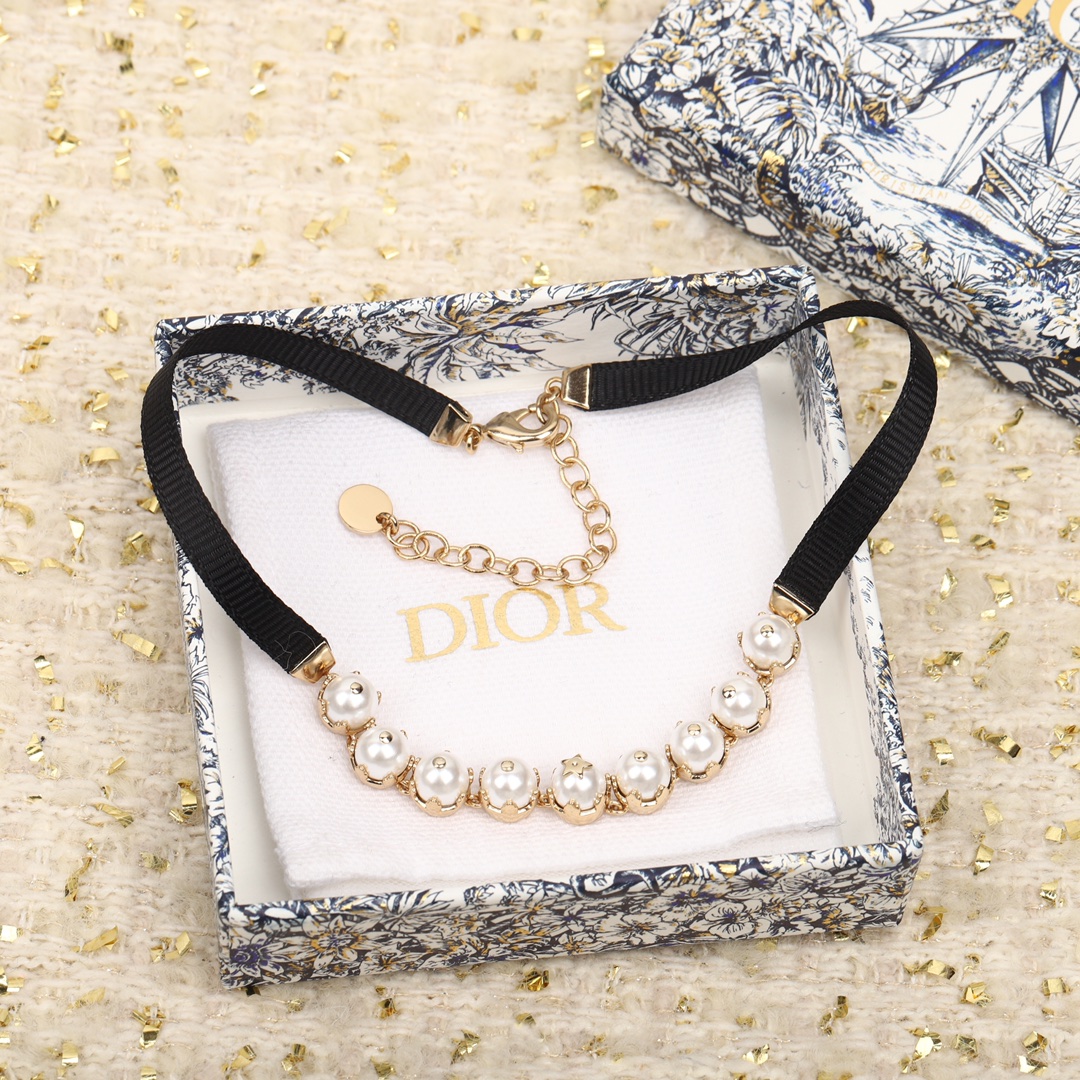 Dior nine-bead ribbon choker necklace