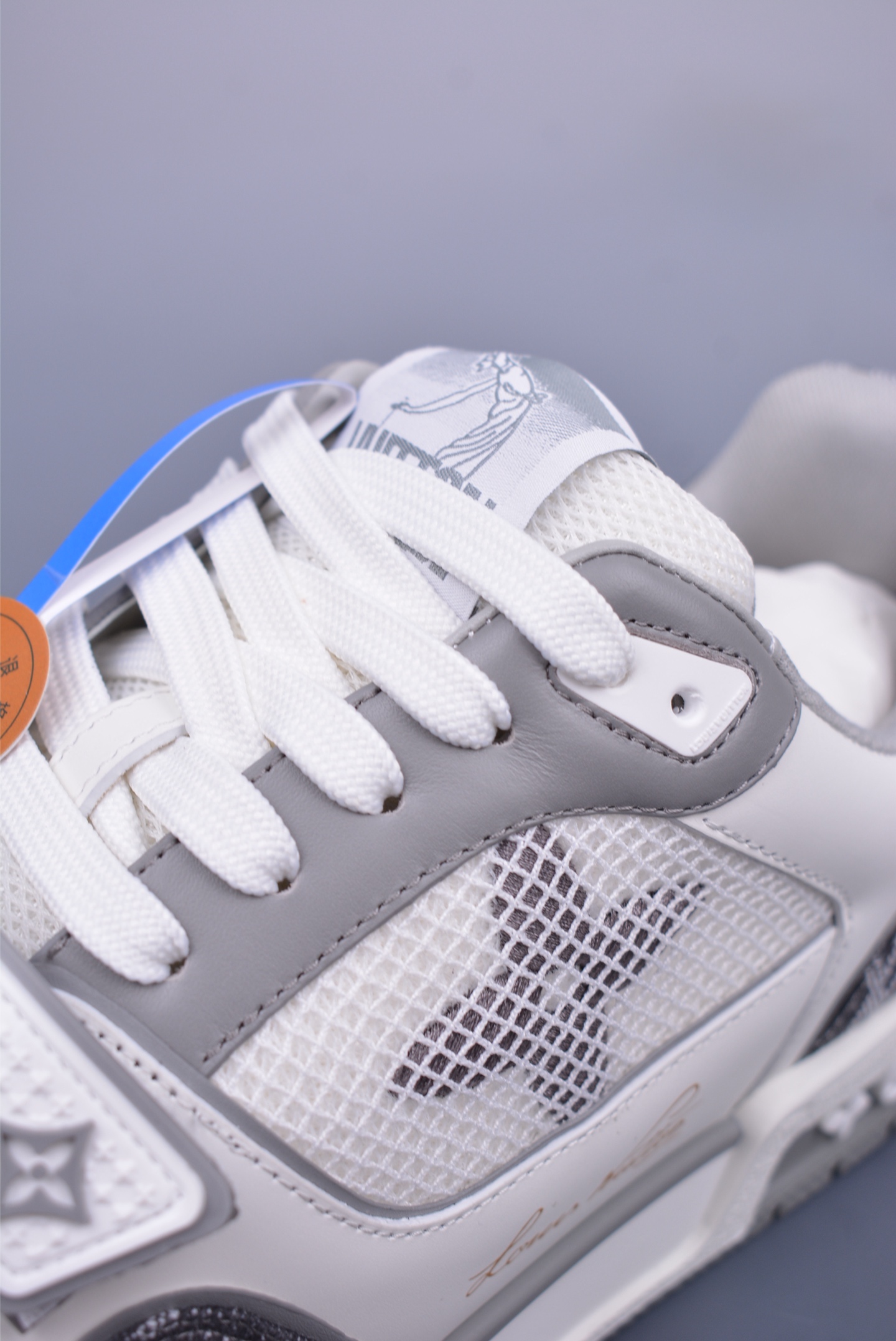 Louis Vuitton Trainer Sneaker Low 