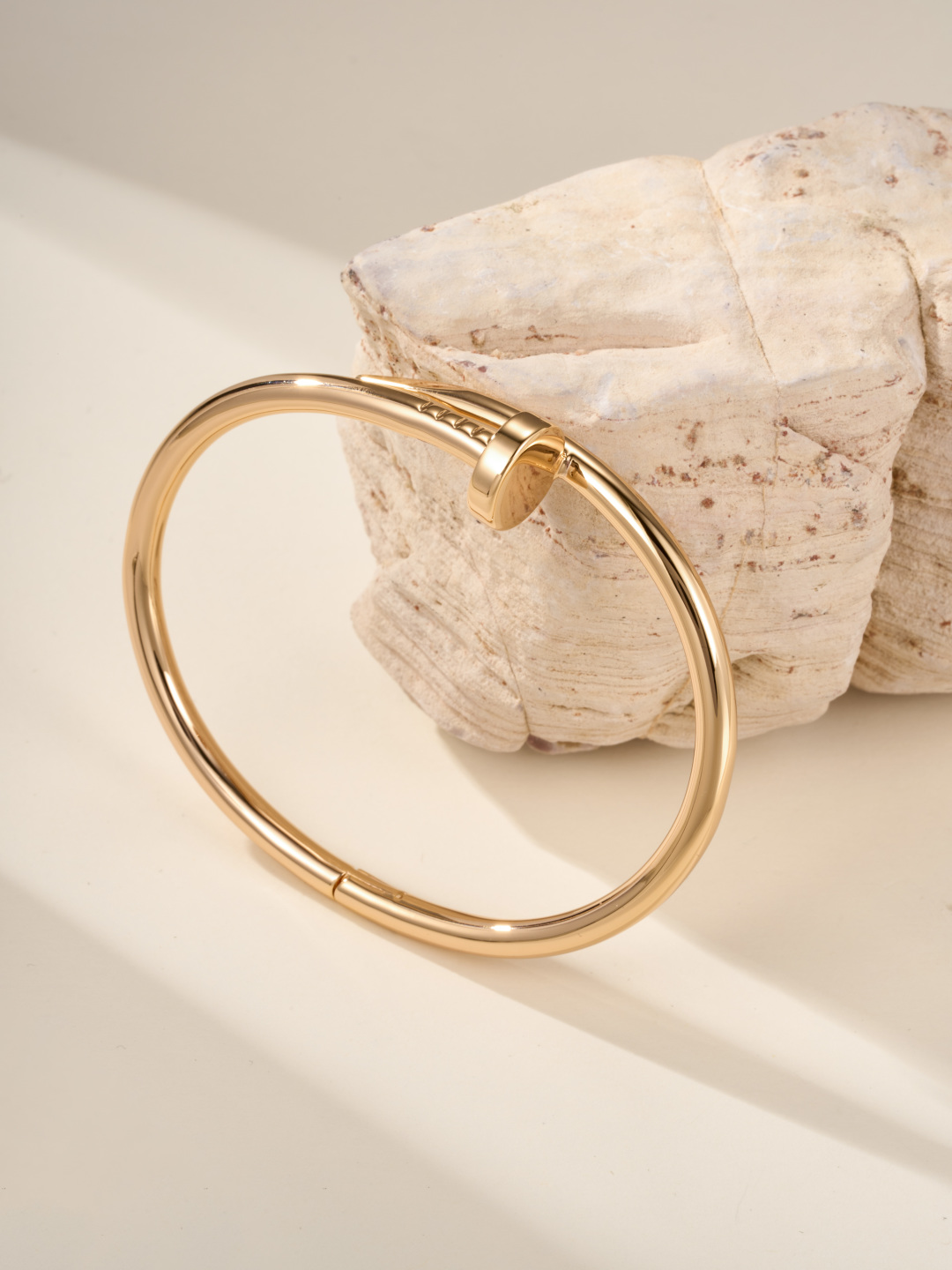 Cartier Classic Nail Diamond-Free Thick Bracelet