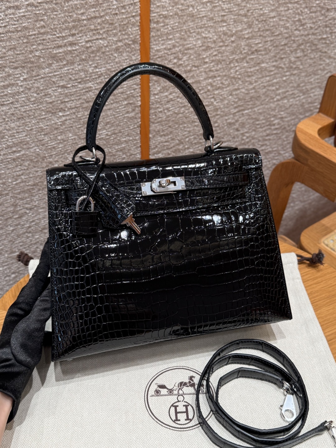 Hermès Kelly 89Noir (Handmade to order)
