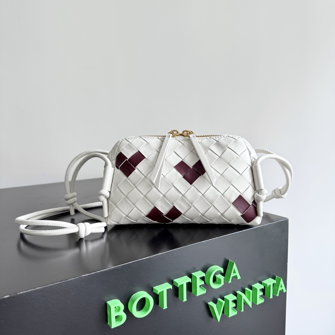 Bottega Veneta Concert Pouch Mini Bag 794258