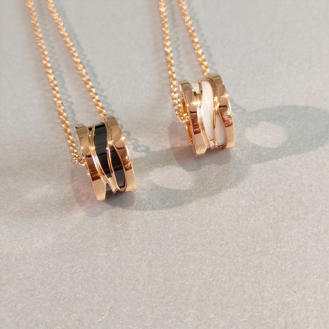 Bulgari Classic Ceramic Necklace