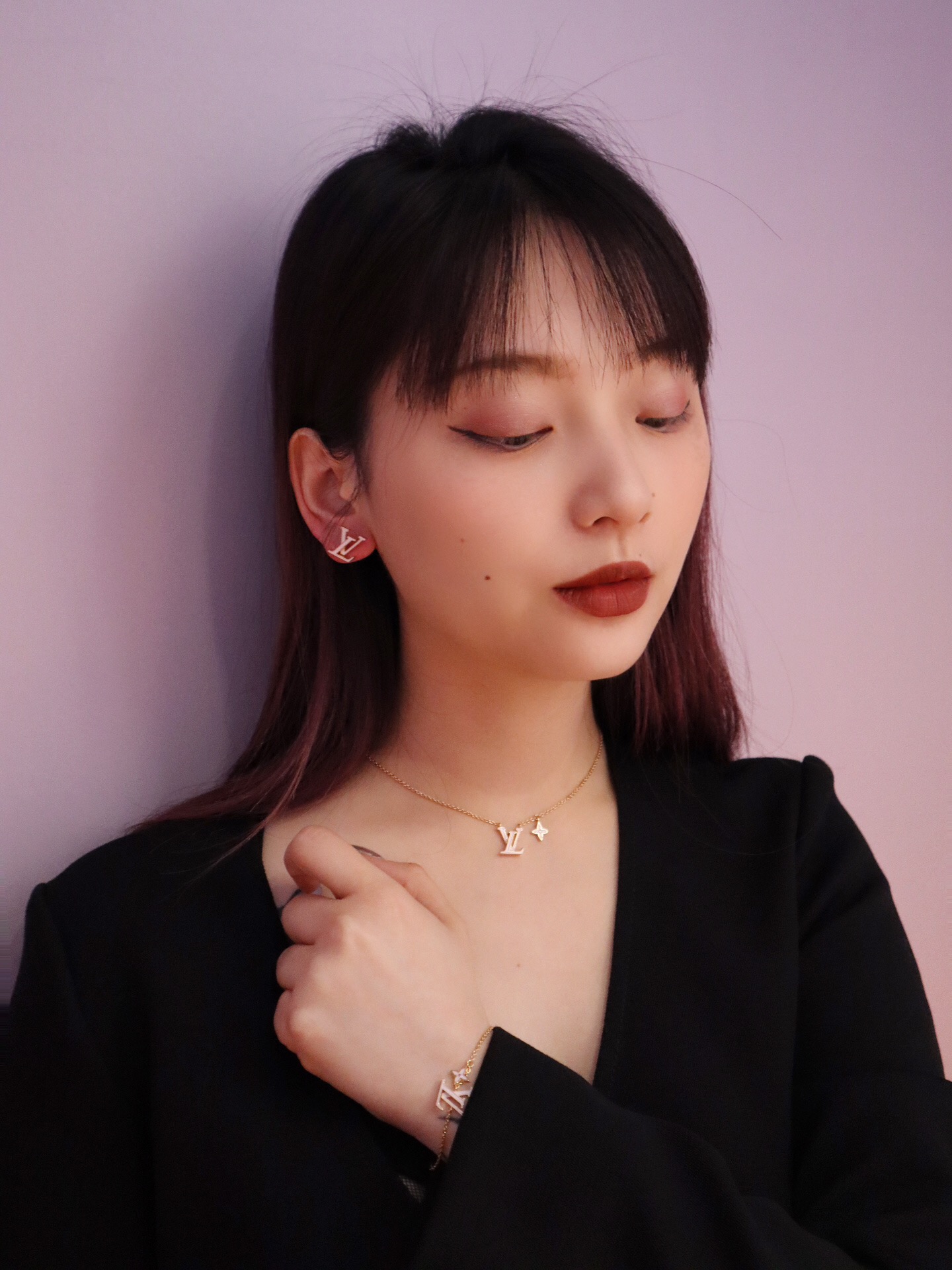 Louis Vuitton Pink Set Necklace