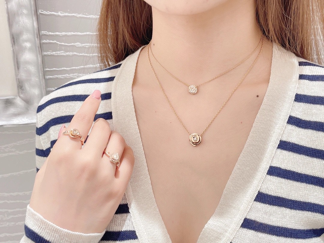 Dior Rose Necklace
