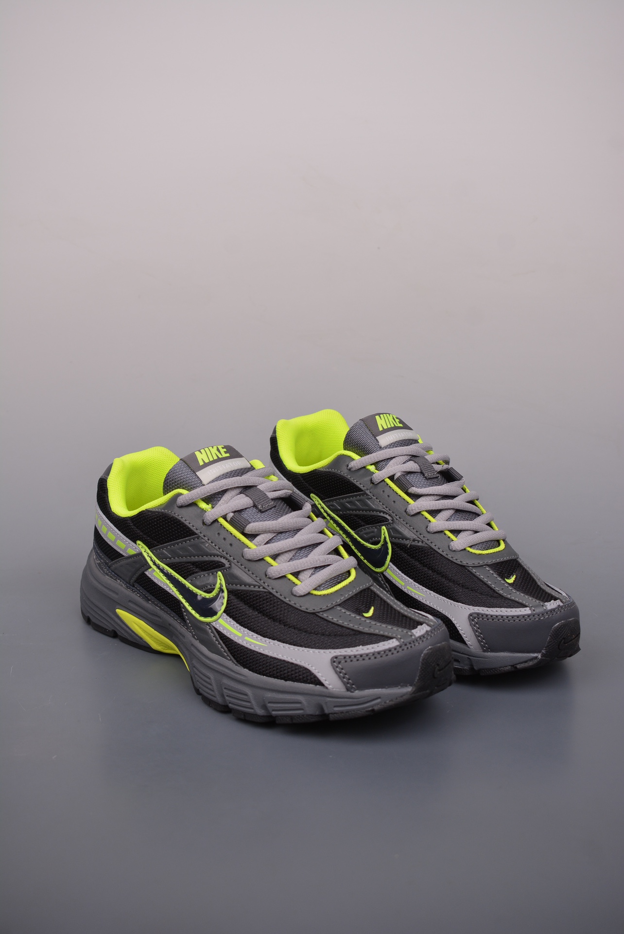Nike Initiator Running gray black fluorescent green 394055-023