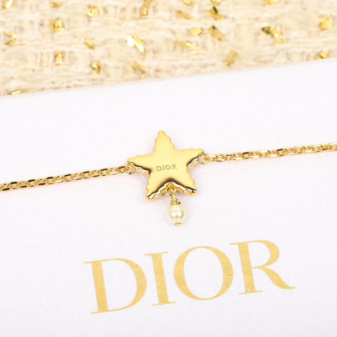 Dior black five-pointed star bracelet