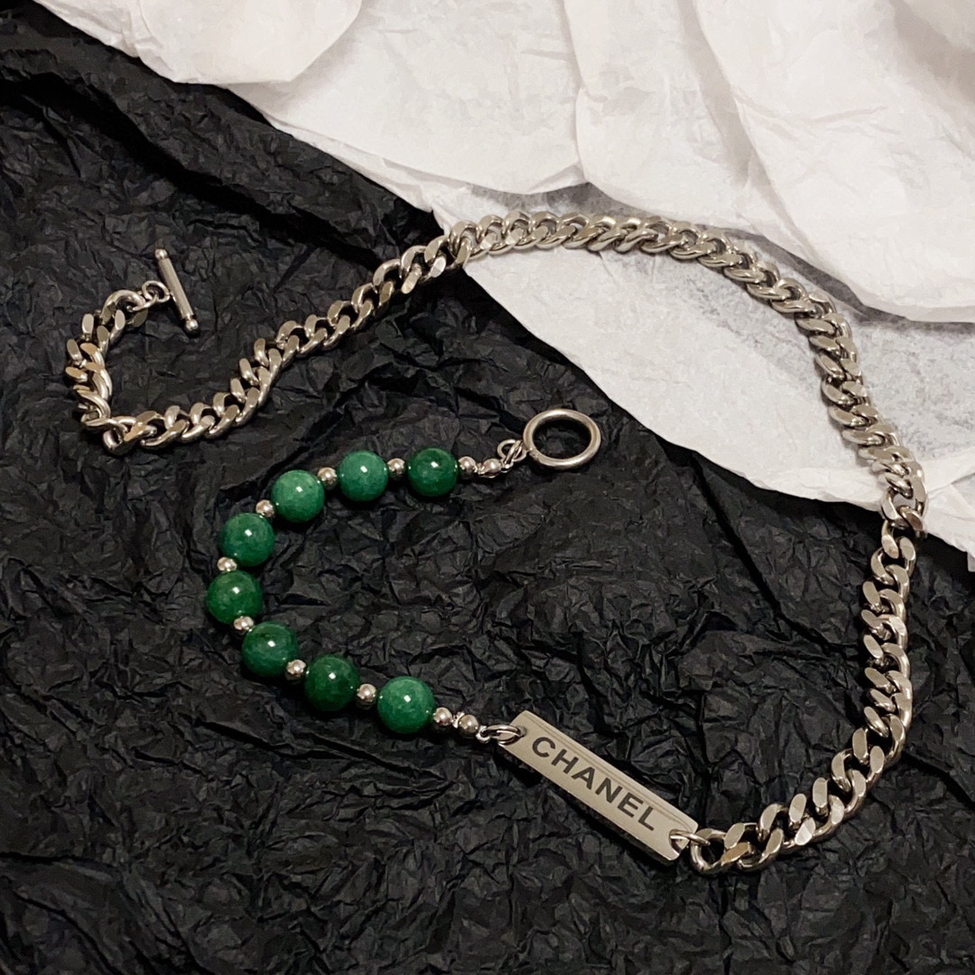 Chanel New Natural Green Chalcedony Necklace