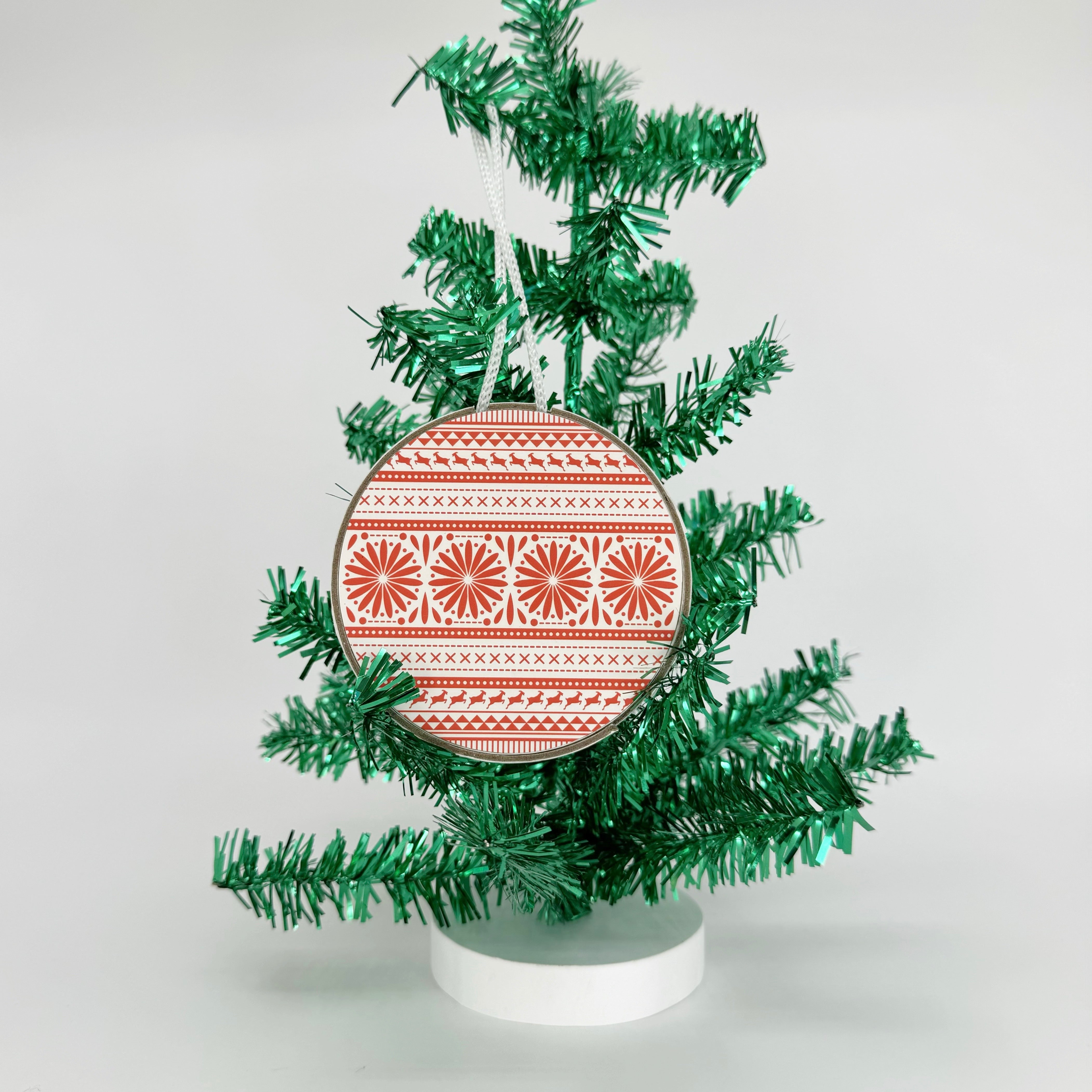 ON SALE🔥Hide and Prank - Ornaments
