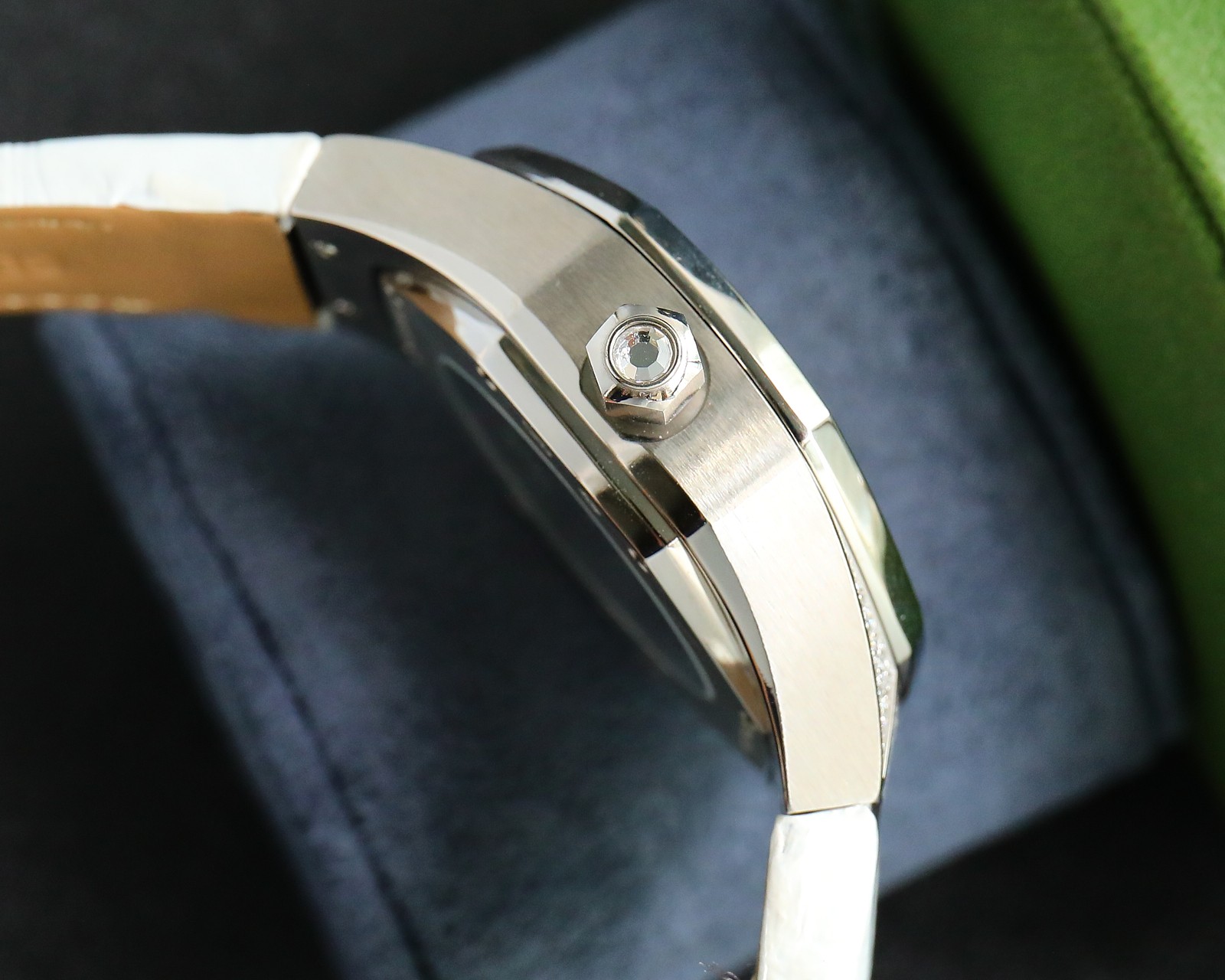 Audemars Piguet Royal Oak Concept 26227BC.ZZ.D011CR.01