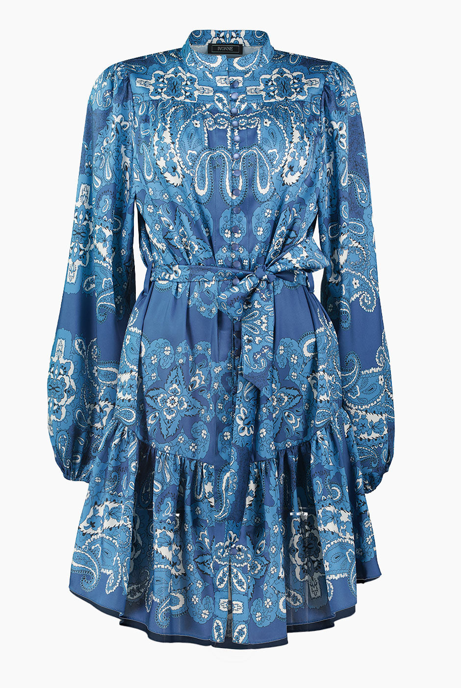 Vestido corto estampado con cinta