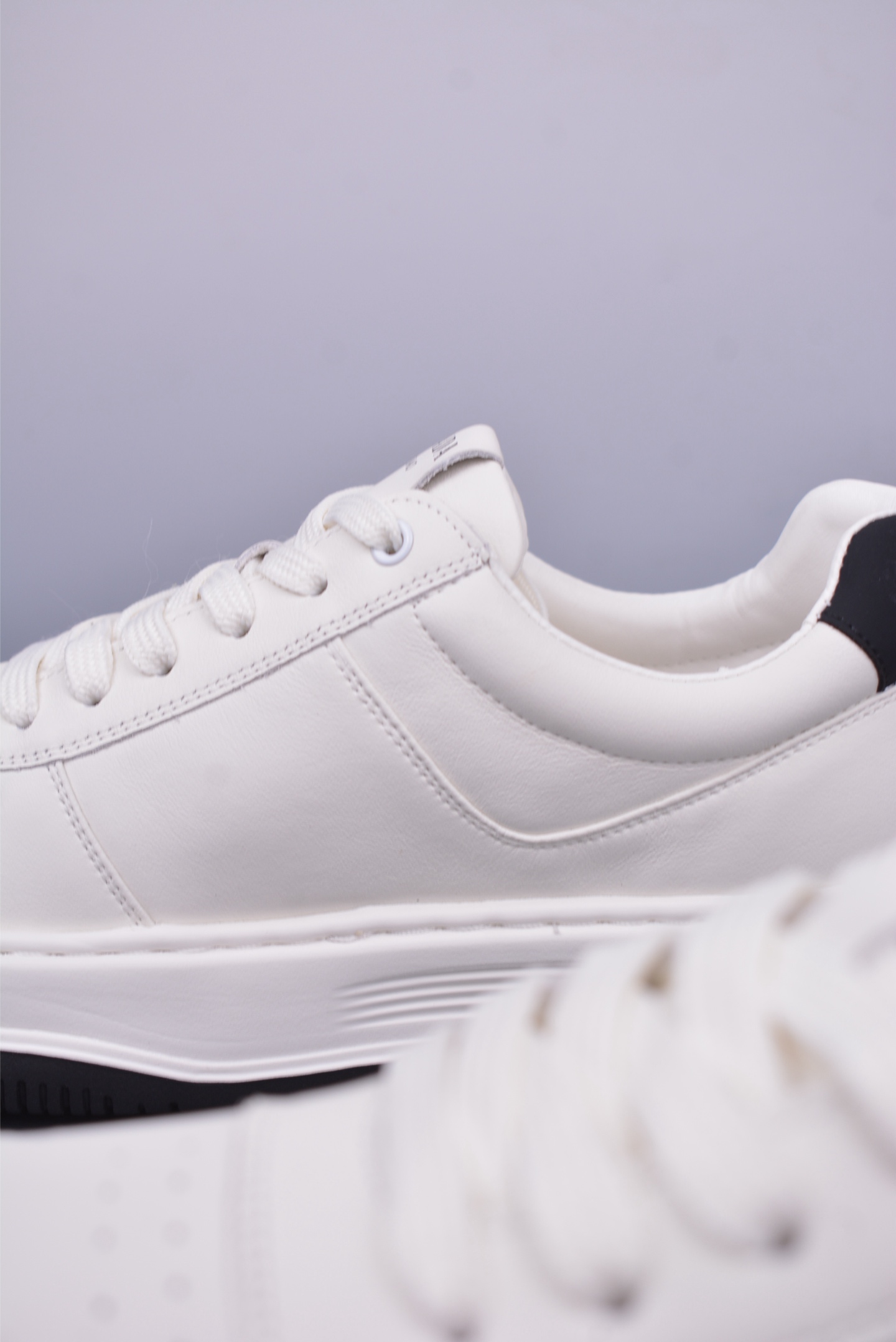 Prada PRAX 01 Triangle Logo Leather Sneakers Triangle Series Sports Shoes White Black 3D937M