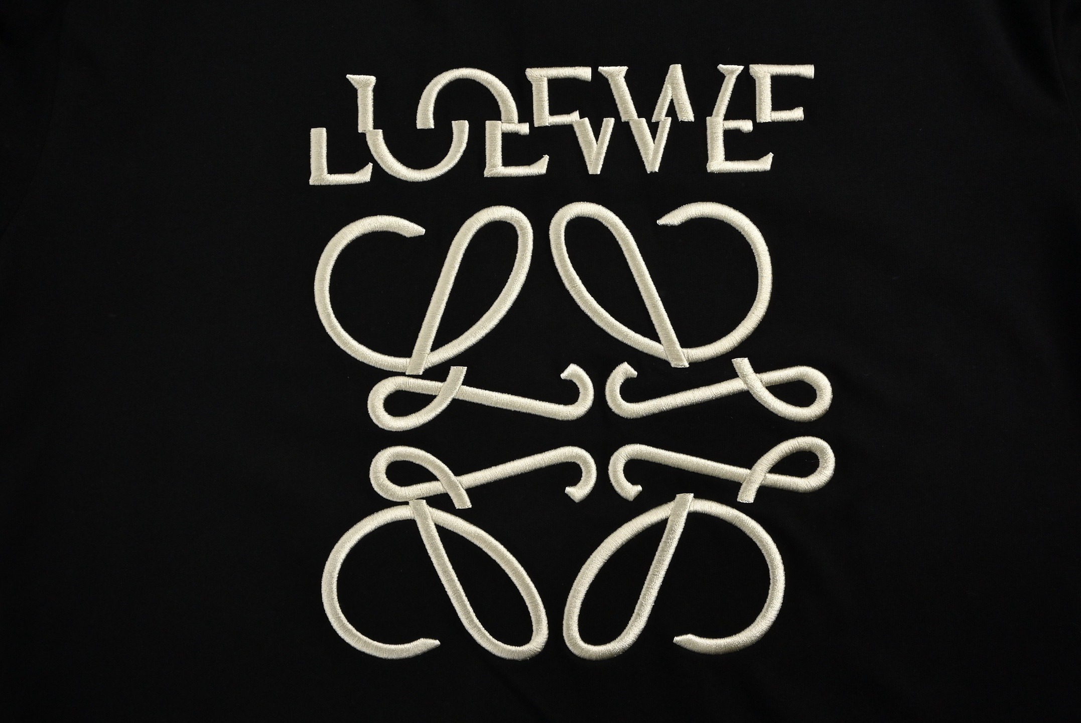 Loewe 24ss misplaced embroidered logo short sleeve